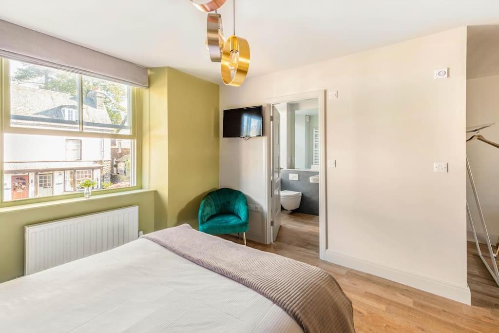Shamrock, Bowness On Windermere, Superb One Bedroom Apartment With Private Parking Exterior foto